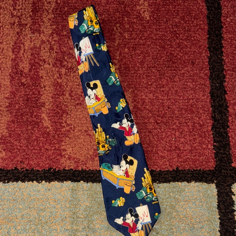Disney Unlimited Mickey Tie‎